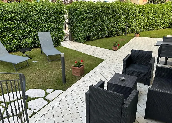 La Casa Bianca Rooms&lounge Cesenatico