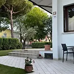 Πανσιόν La Casa Bianca Rooms&lounge Cesenatico