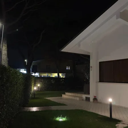 La Casa Bianca Rooms&lounge Cesenatico