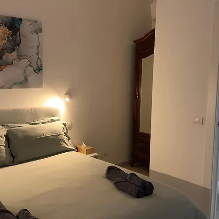 La Casa Bianca Rooms&lounge Guest house *