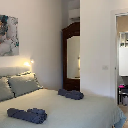 La Casa Bianca Rooms&lounge *
