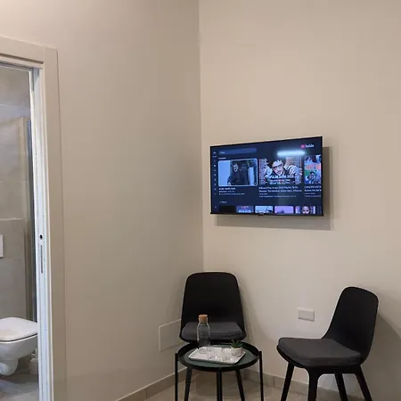 La Casa Bianca Rooms&lounge