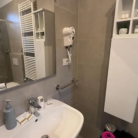 Πανσιόν La Casa Bianca Rooms&lounge