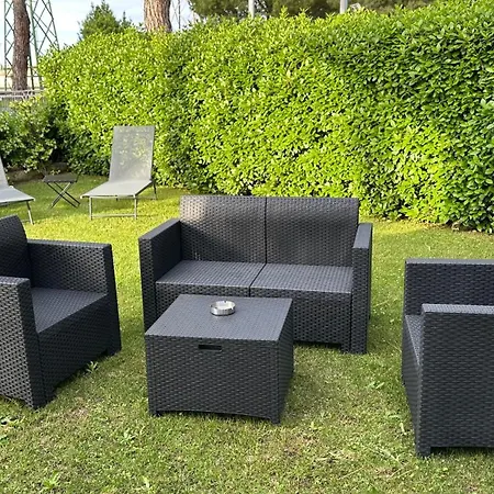 Πανσιόν La Casa Bianca Rooms&lounge