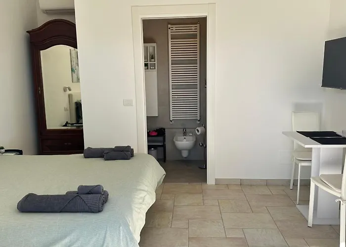 Guest house La Casa Bianca Rooms&lounge