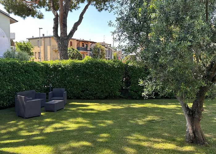 La Casa Bianca Rooms&lounge * Cesenatico